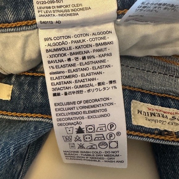 Levi's Wedgie Classic Straight Jeans in Stretch Cotton | Size 27 - Picture 7 of 10